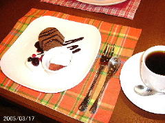 2005_0317 b.jpg